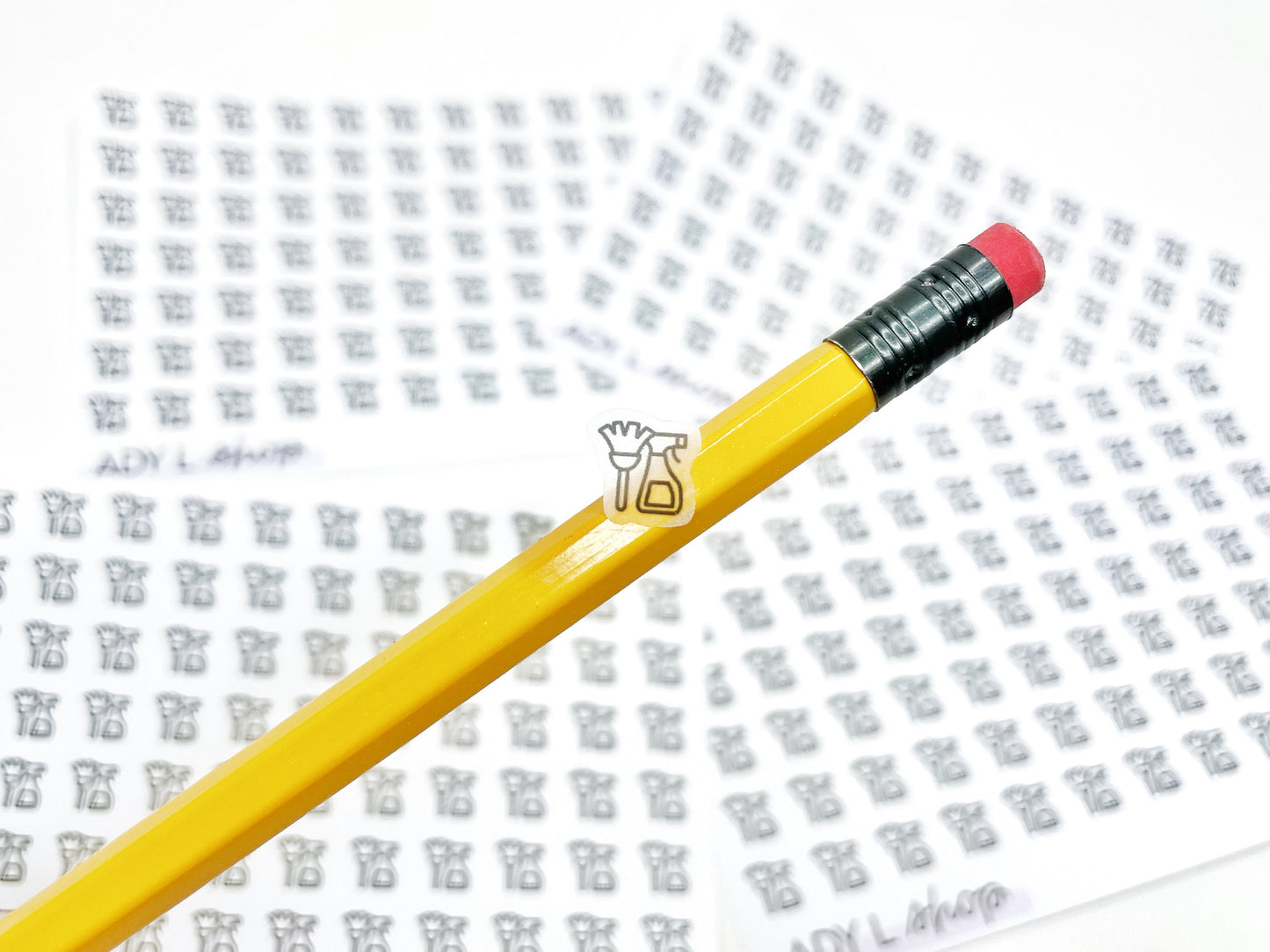 Mini icon stickers - Cleaning - Planner stickers - Minimal, functional stickers - Bullet Journal - Sticker sheet - 77 mini icons